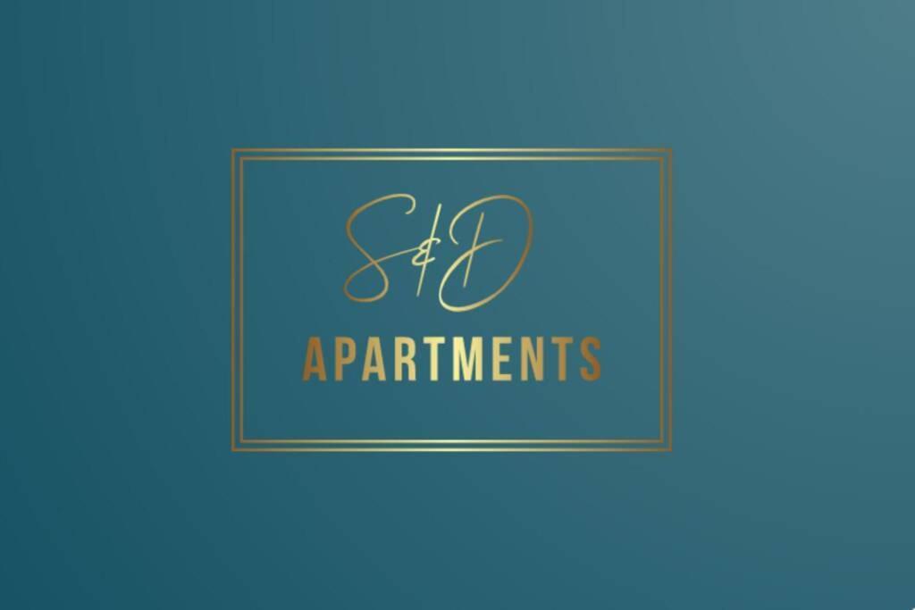 Apartment S & D *